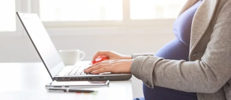 Femme enceinte et travail : les autorisations d&amp;rsquo;absence